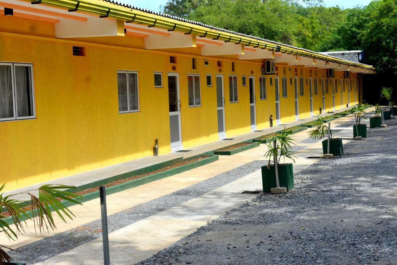 Sri Mayura Holiday Resort Kataragama Exterior foto